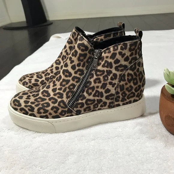 NEW IN BOX Soda Zip Platform Leopard Shoes - Picture 7 of 10
